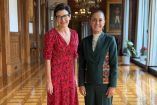 La presidenta Claudia Sheinbaum junto a Jane Fraser, CEO de Citi, en Palacio Nacional