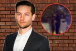 Ni Peter Parker lo haría mejor: Tobey Maguire escala una pared con una cerveza