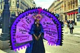 Mujeres mexicanas salieron a las calles de Madrid por el Día de las Mujeres.