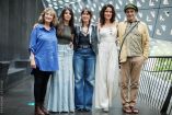 Margarita Sanz, Regina Solórzano, Emma Bertrán, Diana Sedano y Daniel Giménez Cacho durante la conferencia de prensa de la película "Juana", en la Cineteca Nacional.