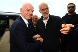 Gianni Infantino se reunió con el presidente de la Federación de Futbol de Irán, Mehdi Mohammad.