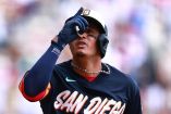 Manny Machado consolidó su dominio en México con otra juego de poder en el Estadio Alfredo Harp Helú, donde se convirtió en el máximo jonronero en juegos de MLB en el país