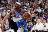 Shai Gilgeous-Alexander comandó al Oklahoma City Thunder en la barrida sobre los Phoenix Suns en la primera ronda de playoffs.