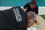 policías