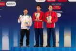 Randal Willars acompañó a los chinos en el podio de la prueba de plataforma individual en el Cubo de Agua de Beijng.