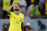 Neymar suma 13 partidos con Brasil en los Mundiales: 8 goles y 4 asistencias.