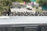 Policía frena avance de la CNTE