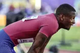 Champion Allison, integrante del equipo estadunidense campeón mundial de relevos, se sumó a las demandas contra Puma y Mercedes al asegurar que un modelo de calzado de competición le provocó lesiones que afectaron su carrera deportiva.