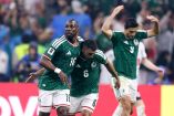 Julián Quiñones anota su cuarto gol en la historia de los Mundiales.