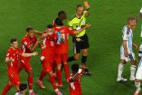 Embolo se fue expulsado por la nueva regla de FIFA de confusión de indentidad