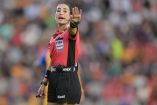 Katia Itzel García durante la Jornada 3 del Apertura 2026, viviendo su décimo torneo como árbitra de Liga MX.