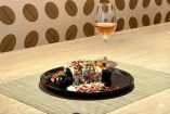 La propuesta gastronómica de Camino Real busca preservar las raíces mexicanas y complementa el emblemático platillo con un maridaje de vino espumoso Moët & Chandon Rosé Impérial.