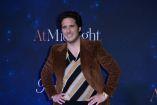 Fan se acerca a Diego Boneta creyendo que es Luis Miguel y todo queda grabado