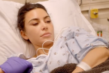 Kim Kardashian apareció hospitalizada en el último avance del reality show