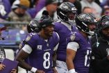 Lamar Jackson no volvió a jugar después de sufrir la lesión en el tobillo. Su estatus para el fin de semana es cuestionable.