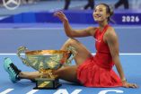 Zheng Qinwen consiguió su primer título Masters 1000 y se convirtió en la primer china en coronarse en el WTA 1000 de Beijing.