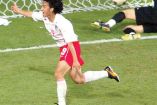 El delantero Ahn Jung-Hwan celebra su anotación ante Italia, en Corea-Japón 2002. Foto: Archivo Excélsior