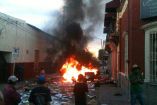 Los inconformes le prendieron fuego a papales y mobiliario de la presidencia municipal de Pueblo Nuevo