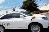 Auto sin conductor de Google choca en California