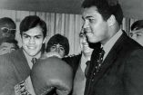 Muhammad Ali con Pipino Cuevas en una convención del CMB en México. Fotos: Archivo Excélsior
