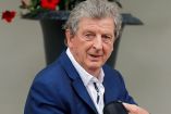 No sé que estoy haciendo aquí, así da la cara Roy Hodgson (Fotos: AP)