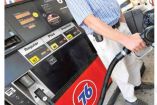 En promedio, la gasolina es 25 por ciento más barata en Estados Unidos tras el nuevo gasolinazo impuesto a partir de este lunes 
