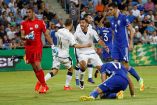 Graziano Pelle, quien se ha convertido en el hombre gol de Italia, abrió el marcador ante Israel (Reuters)
