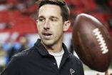 Shanahan ayudó a que los Halcones promediaran 33,8 puntos por encuentro, pero fue criticado por las jugadas que ordenó en el cuarto periodo del Super Bowl LI, en el que Atlanta dejó ir una ventaja de 25 puntos ante Nueva Inglaterra (AP)