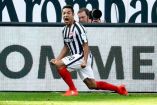 Marco Fabián llegó hace un año con el Eintracht Frankfurt, pero ha sido en la actual temporada en la que ha demostrado su valía (Reuters)