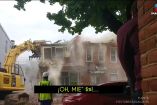 Querían tumbar una casa ¡y tumban LA DEL VECINO!