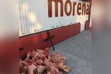 Las cabezas de cerdos fueron abandonadas en la sede de Morena, en Tlalnepantla.