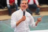 Alfredo del Mazo durante un mitin en el Edomex.