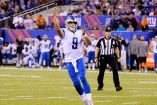Matt Stafford suma 414 yardas, seis pases de TD y una intercepción, para un alto rating de 114.6 puntos (AP)
