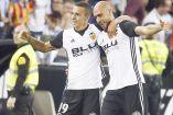 El Valencia asegura seguir como segundo en la Liga de España con la victoria sobre el Sevilla (EFE)