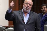 El aspirante independiente al Senado, Manuel Clouthier.