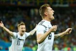 Toni Kroos salvó del desastre a Alemania y mantiene con opciones a los germanos de avanzar a octavos de final (Reuters)