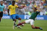 Rafael Márquez disputó sus últimos minutos como jugador profesional contra Brasil, en los octavos de final del Mundial en los que México quedó eliminado (AP)