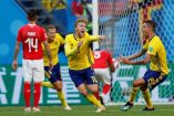Forsberg hizo el único gol del encuentro, con el que los suecos avanzaron a la siguiente ronda (Fotos: Reuters)