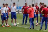 El técnico de Rusia, Stanislav Cherchesov, muestra poco interés en la efusividad emocional de la nación (Fotos: Reuters)