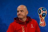 Gianni Infantino, presidente de la FIFA, señala que la distribución de las selecciones para el Mundial de Qatar 2022 se queda como está, por el momento (Fotos: Reuters)