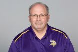 Sparano trabajó las últimas dos temporadas con los Vikingos, y a lo largo de 19 años trabajó ara nueve equipos de la NFL. (AP)