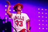 Bruno Mars derrochó sin medida su talento para el baile.