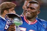 Lawrence Taylor acabó su carrera con 132.5 capturas de quarterback, nueve intercepciones y dos TD (AP)