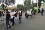 Los estudiantes bloquearon la avenida Acueducto en Xochimilco para exigir se transparente el uso de recursos 