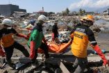 Van más de mil 400 muertos en Indonesia tras sismo y tsunami