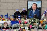 El King Power se llenó de flores, velas y condolencias en memoria del presidente del club inglés (Fotos: Reuters)