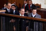 Hosni Mubarak reaparece en Egipto; declara en juicio contra sucesor