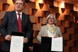 El canciller Marcelo Ebrard y la titular de la Secretaría de Economía, Graciela Márquez – Foto: Especial