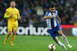 Jesús Corona se sigue afianzando en su nueva posición como titular don el líder Porto (Fotos: @FCPorto y EFE)