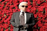 Karl Lagerfeld creaba conceptos completos para la presentación de sus colecciones en el Grand Palais, de París. Desde jardines, avenidas, réplicas de la Torre Eiffel, pistas de aterrizaje y hasta una playa / Fotos: AFP/ Reuters/ AP/ The New York Times/ 
